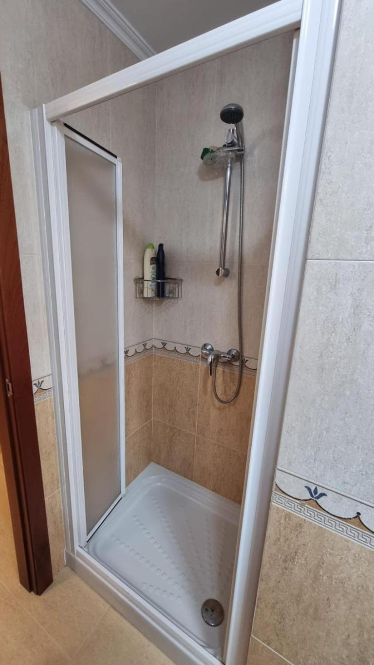 Apartamento 1 Dormitorio 4 Personas En El Grove Эль-Грове Экстерьер фото